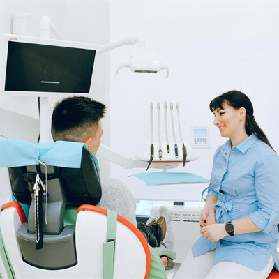 Ventajas de las coronas de zirconio frente a las de porcelana